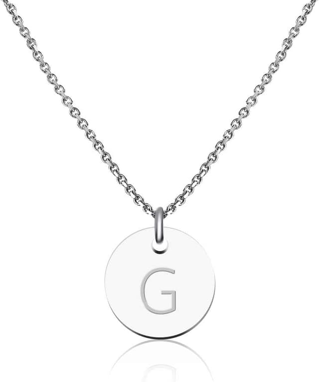 Detalle de GD GOOD.designs EST. 2015 collana con catenina e iniziali in argento, da donna