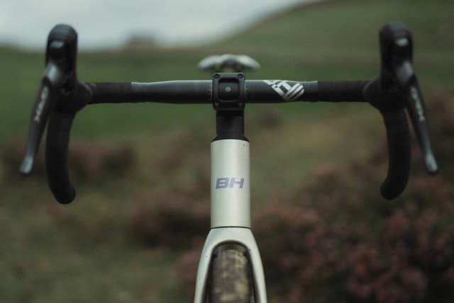 Thumbnail 2 de BH GRAVELX 1.8 BH Bikes 1.050 g