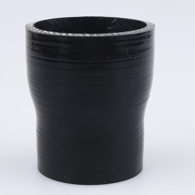 Detalle de AC Performance straight reducer 2.35" to 2" (60mm to 51mm) silicone hose, 3" length, 3‑ply reinforced
