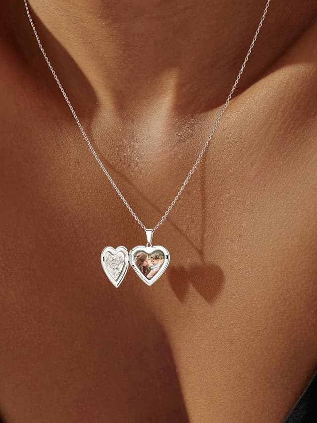 Detalle 2 de U7 Collana Personalizzata 38×28 mm