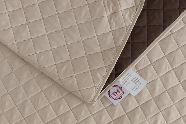 Detalle de textil-home Copripoltrona 1 posto con braccioli LUKA beige (reversibile) – misura 55 cm