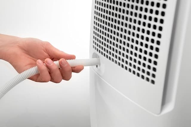 Detalle 2 de De'Longhi DEXD216RF deshumidificador 16 L/día