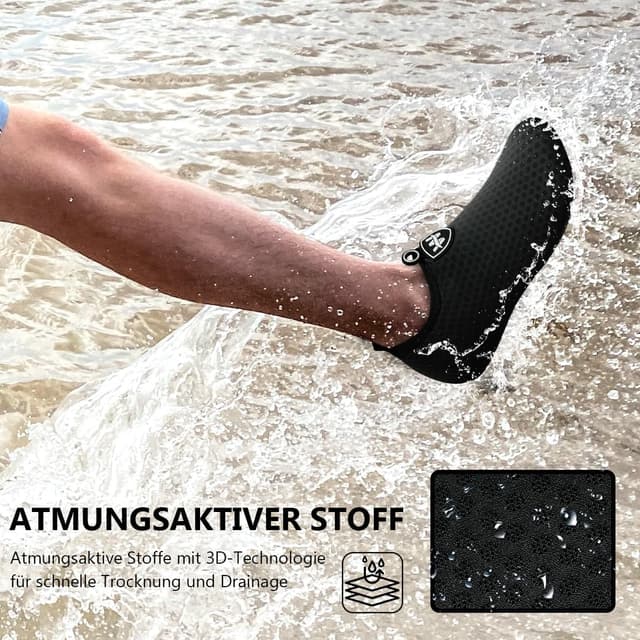 Detalle de Swim Water Shoes Aqua Socks barefoot-style water shoes for sea beach swimming, pool and more (ladies & mens)