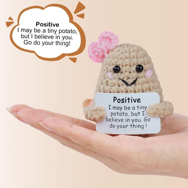 Detalle de Aolso Mini giocattoli di patate: bambola di lana in forma di patata per decorazioni e regali