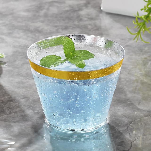 Detalle de Hioasis 200Pcs Clear Plastic Cups with Gold Trim (9OZ), BPA-Free Disposable Party Cups
