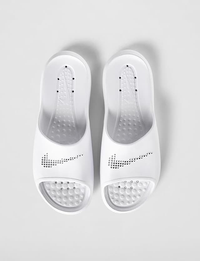 Thumbnail 3 de NIKE Victori One Shower Slide para Hombre, Color Blanco
