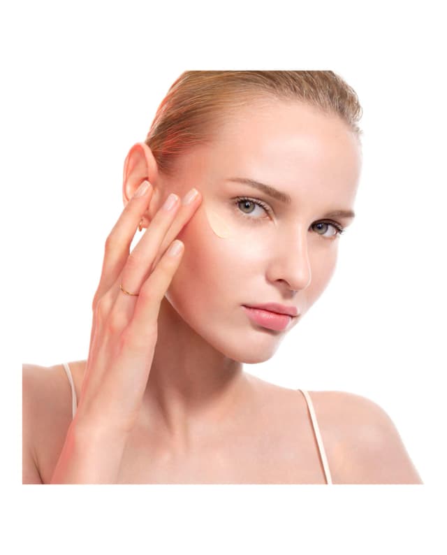 Thumbnail 4 de Yves Saint Laurent La Créme Regard 15 ml — contorno reactivador de juventud