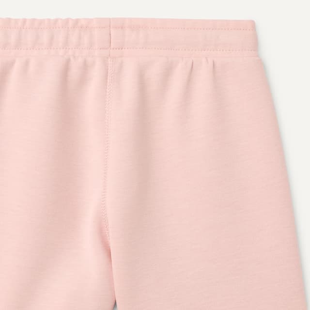 Detalle de Amazon Essentials Girls Athletic Regular Fit Workout Shorts with Pockets (Active Sweat)