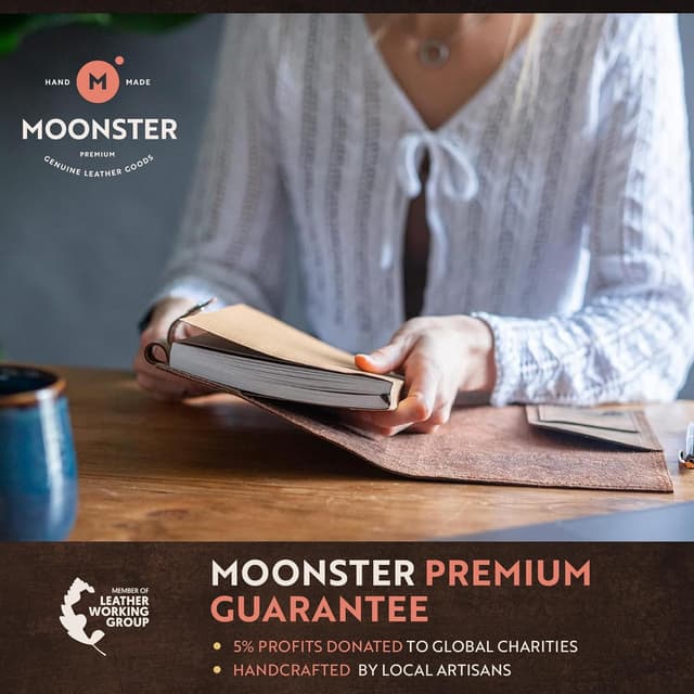 Detalle 2 de moonster Quaderno ricaricabile in vera pelle di bufalo A5 con porta penna e penna argentata, Albero della Vita