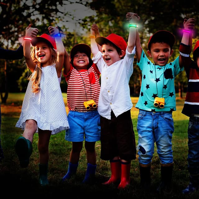 Thumbnail 6 de M.best 32er LED Light Up Armbänder – glühende, blinkende Leuchtarmbänder für Partys & Events