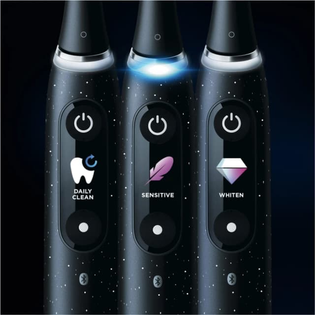 Detalle 2 de Oral‑B iO 10 Black