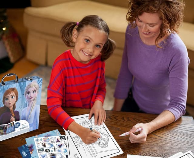 Thumbnail 6 de Crayola — Maletín de Pinturas Frozen II 🎨 Kits Creativos Infantiles