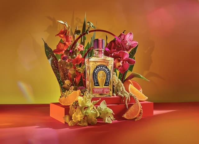 Thumbnail 4 de Herradura Tequila Reposado 700ml 🥃 - Sabor Dulce para Regalar