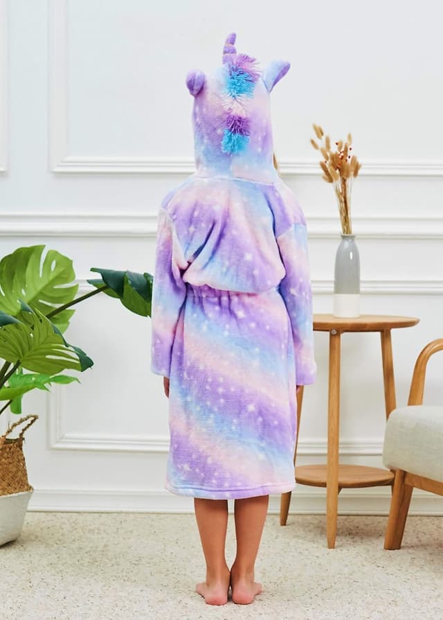 Detalle 2 de Piefry girls’ unicorn dressing gown set with hood, belt and slippers