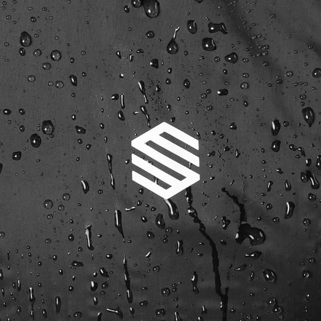 Detalle 2 de Siroko J2 Chaqueta lluvia ciclismo hombre