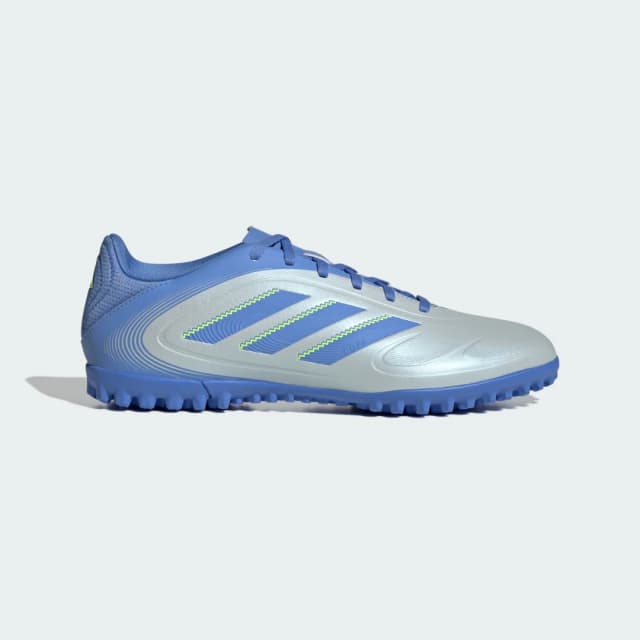 Detalle 2 de adidas Copa Pure 3 Club zapatilla de fútbol para moqueta azul