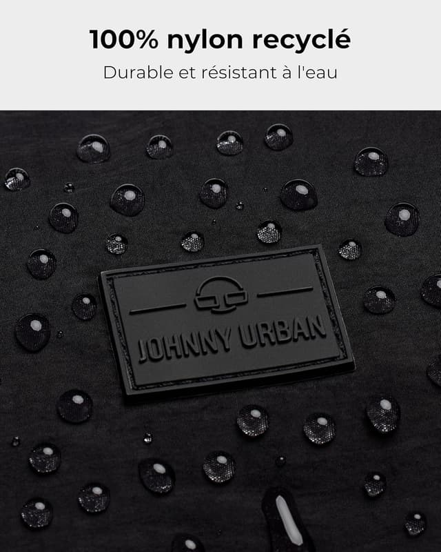 Detalle 2 de Johnny Urban Kaia Medium Puffer Moon Bag bandoulière en nylon noir, demi-lune imperméable (sacoche demi lune)