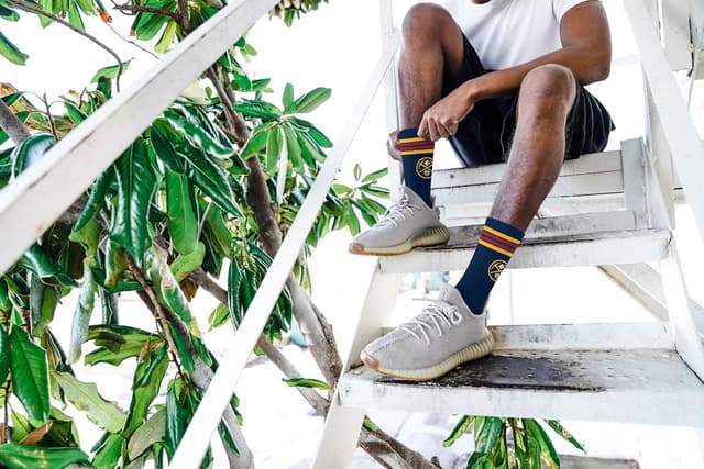 Detalle de FBF NCAA unisex-adult 4 Stripe Deuce Crew NCAA socks