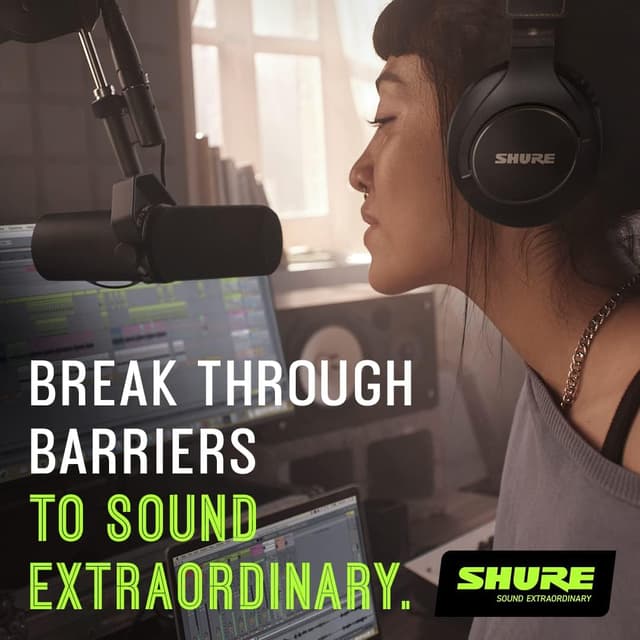 Detalle de Shure SM7B Dynamic Vocal Microphone (XLR) for Podcasting, Recording, Streaming, and Broadcast