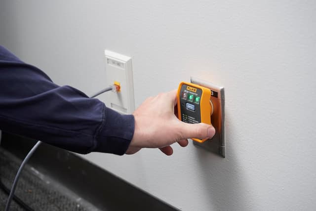 Thumbnail 6 de Fluke BK120 SmartTrace breaker finder