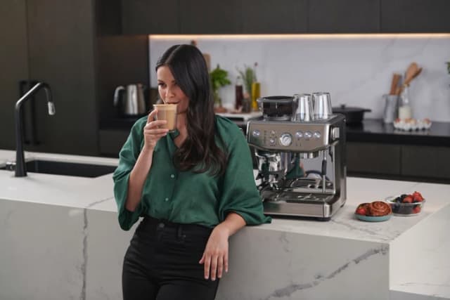 Thumbnail 7 de Sage Barista Express Impress, Siebträger mit Mühle