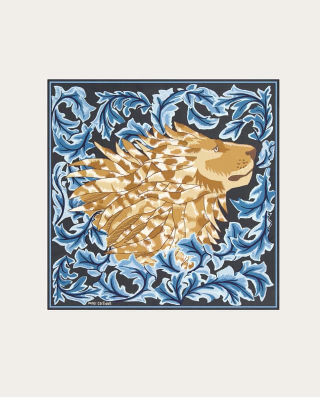 Imagen de Inoui Editions Pañuelo de seda estampado en OfertitasTOP