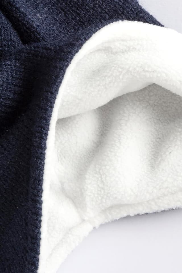 Detalle 2 de Chicco Cappello invernale Bambino e Bambina in ciniglia (3 mesi–5 anni) – morbido e comodo, Designed in Italy