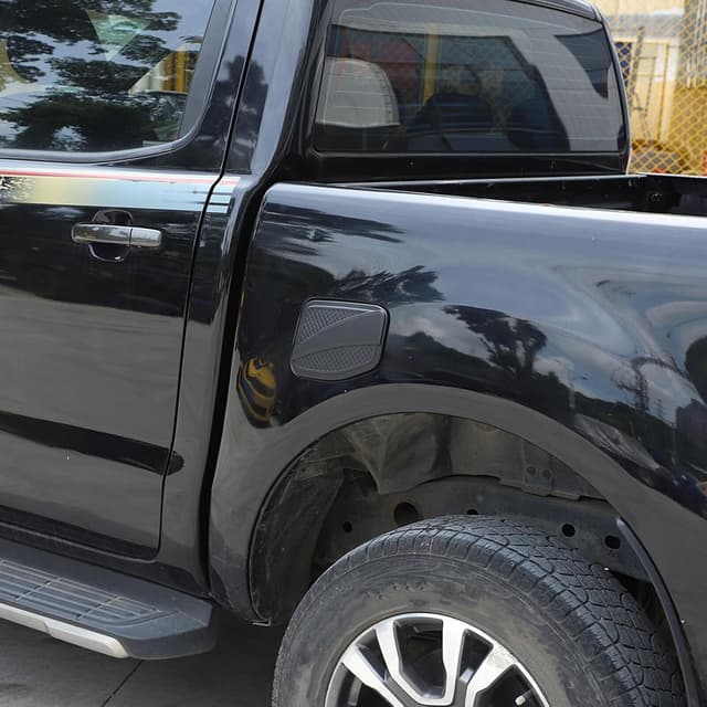 Thumbnail 1 de JHCHAN Fuel Tank Cover for Ford Ranger