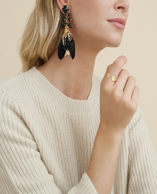 Detalle de GAS Bijoux Liane anillo dorado martillado 💍