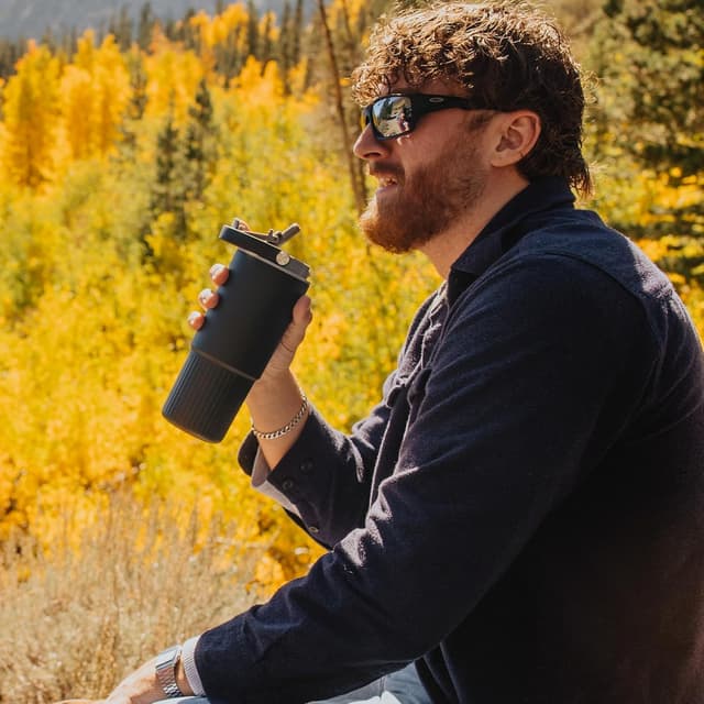 Thumbnail 6 de BOTTLE BOTTLE Insulated Water Bottle with Straw and Handle (750ml) – Ebony, Leak Proof