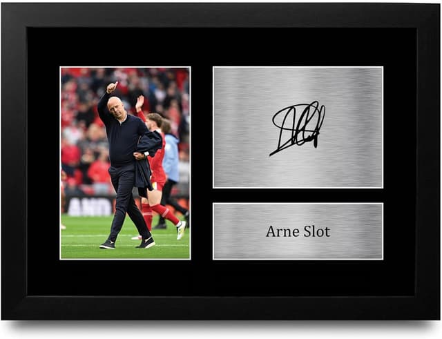 Detalle de HWC Trading Arne Slot Liverpool Gifts A4 Framed Photo