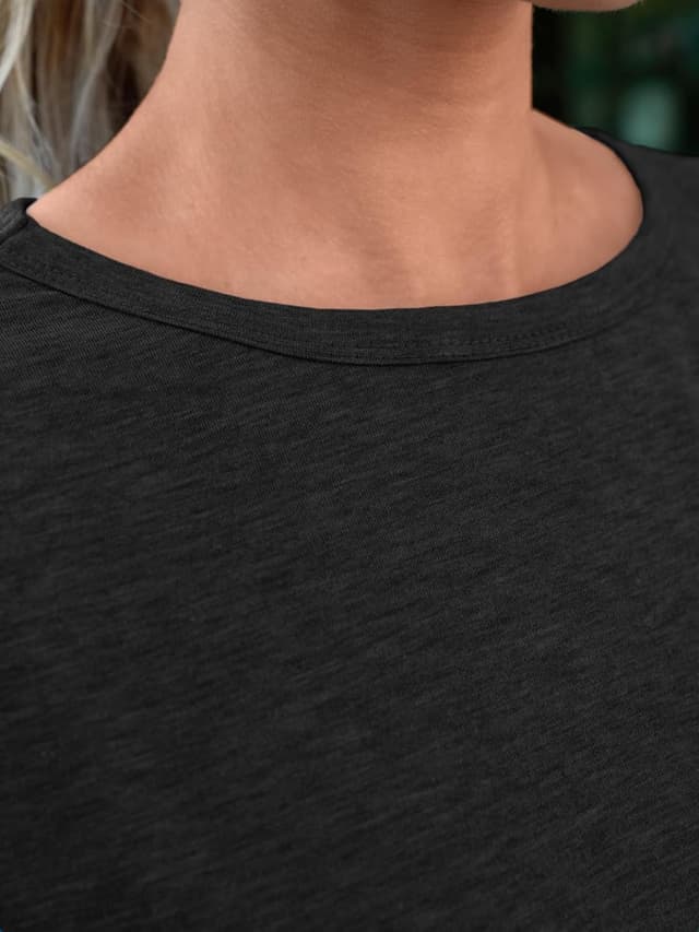 Thumbnail 4 de AUTOMET Women's Soft Basic Short Sleeve T-Shirt