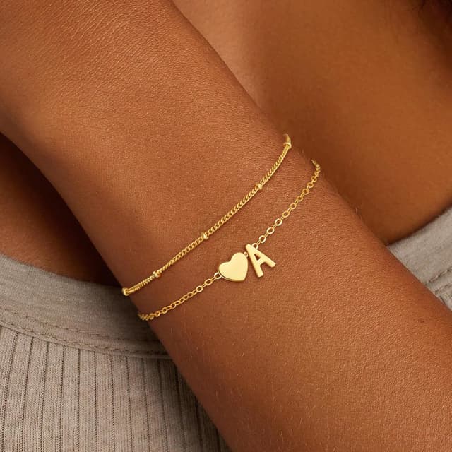 Detalle de SLOONG Damen-Armband Herz mit personalisierten Buchstaben, vergoldet (18K Gold/Silber) – verstellbare Armkette
