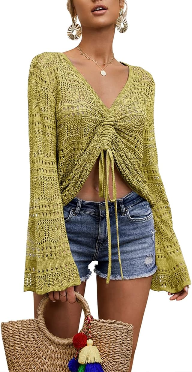 Detalle 2 de Saodimallsu Women’s Boho Off-Shoulder Sheer Crochet Bell-Sleeve Crop Top Sweater