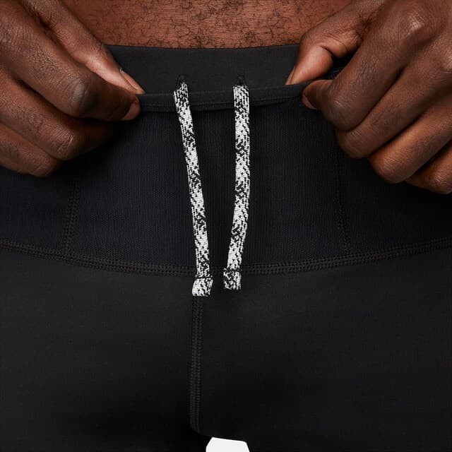 Detalle 2 de Nike Trail Dri-FIT Lava Loops: mallas de hombre para correr por senderos con bolsillos