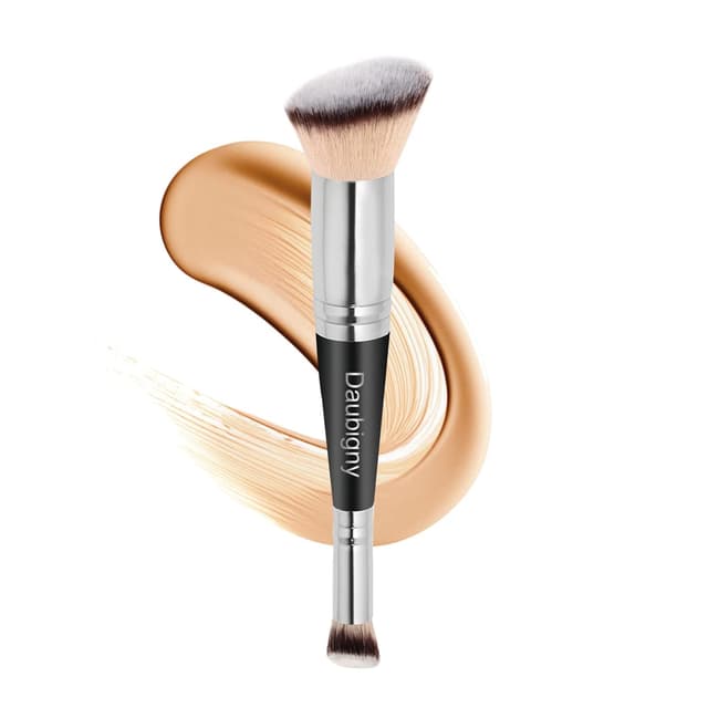 Detalle de Daubigny Dual-Ended Foundation & Concealer Makeup Brush (Angled)