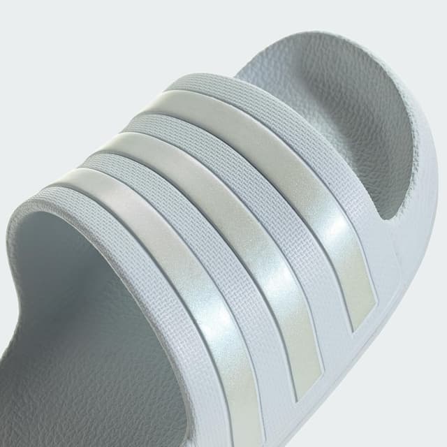 Detalle de adidas Donna Adilette Aqua Slides, ciabatte slip-on Halo Blue