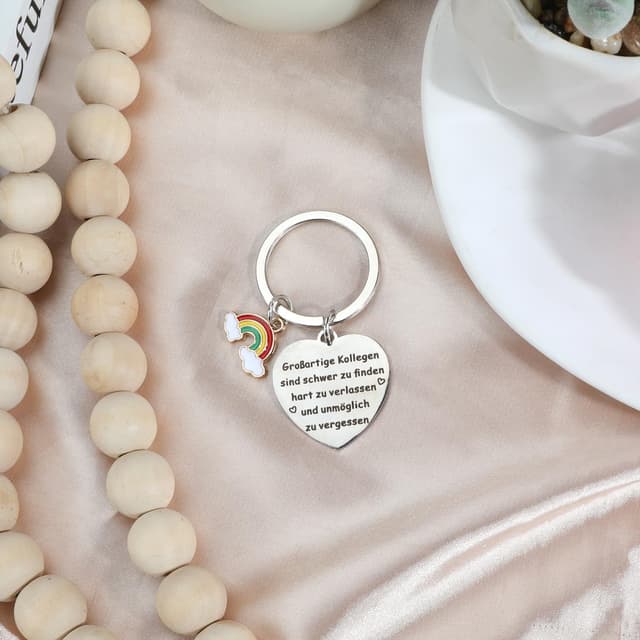 Detalle 2 de Schlüsselanhänger Abschiedsgeschenk für Kollegen mit Regenbogen-Anhänger und Herz-Zitat
