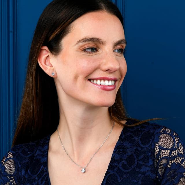 Detalle de namana Collana in Argento Sterling 925 con ciondolo rotondo di zirconia e zirconi colorati o bianchi