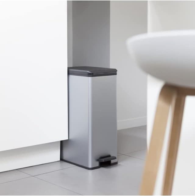 Thumbnail 2 de Curver - Cubo de basura Slim 40 L con pedal 🗑