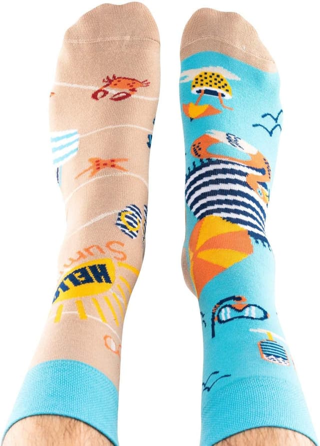 Thumbnail 6 de TODO Colours Mountain Trail: lustige Motiv-Socken mit asymmetrischem Paar für Damen, Herren & Kinder