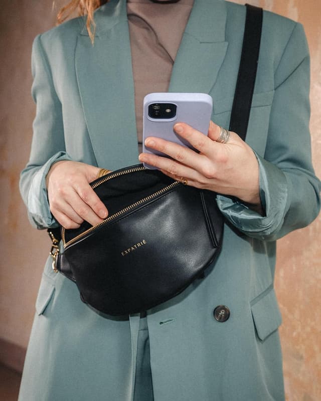 Thumbnail 5 de Expatrié Alice Small sac banane 24 cm