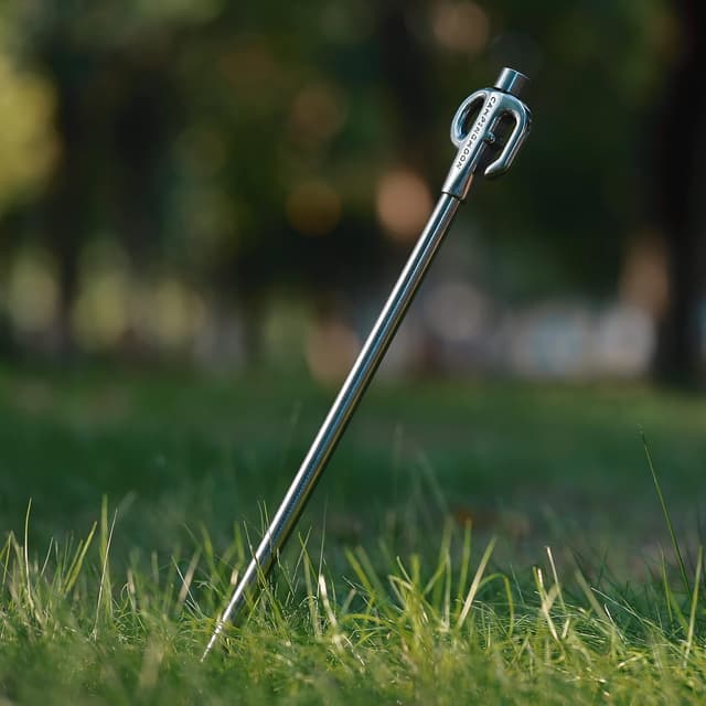 Detalle 2 de camping moon CAMPINGMOON 17-inch K45 360° Swivel Dog Tie Out Stake in 420J2 Stainless Steel