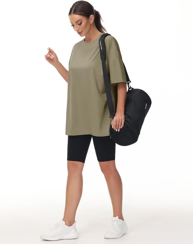 Detalle 2 de THE GYM PEOPLE T-Shirt oversize donna in tessuto traspirante a maniche corte