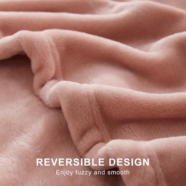Detalle 2 de EHEYCIGA Dusty Pink fleece blanket throw (150x200cm) for sofa, bed & armchairs