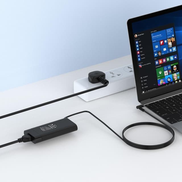 Detalle 2 de HP 200W Laptop Charger for Omen Pavilion