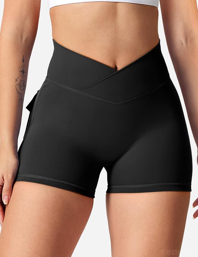 Detalle de YEOREO CoreFlex Scrunch Workout Shorts with Pockets (High-Waisted Biker Shorts for Women)