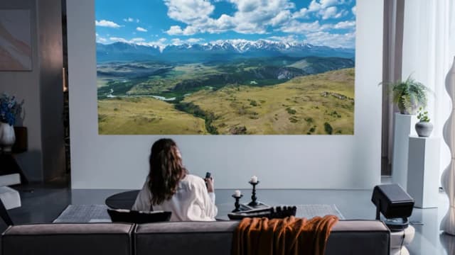 Detalle de Hisense C2 Ultra Beamer mit 4K-Auflösung, Keystone-Korrektur und Vidaa Smart