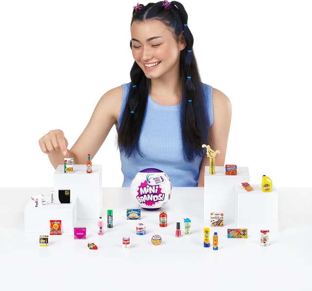 Detalle 2 de Coffret de collection 5 Surprise Mini Brands Global Series 3 par ZURU – Cadeau Fête des Mères