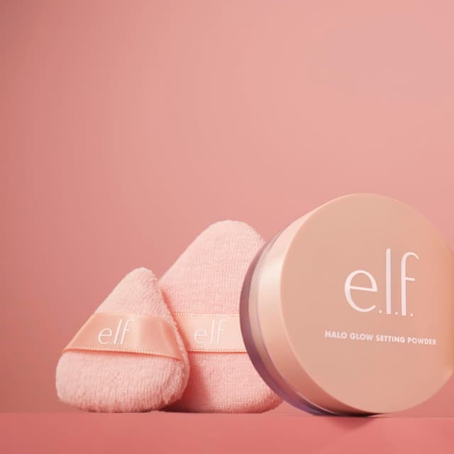 Detalle 2 de e.l.f. Halo Glow Pinkie Puffs (set da 3) mini soffio per polveri, misura delle dita, morbidi e lavabili